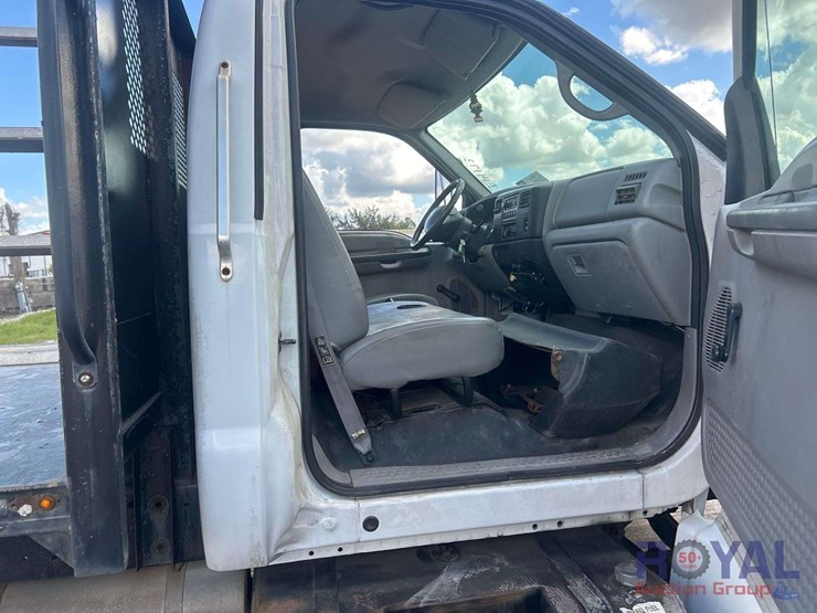 2003-ford-f750-image-19