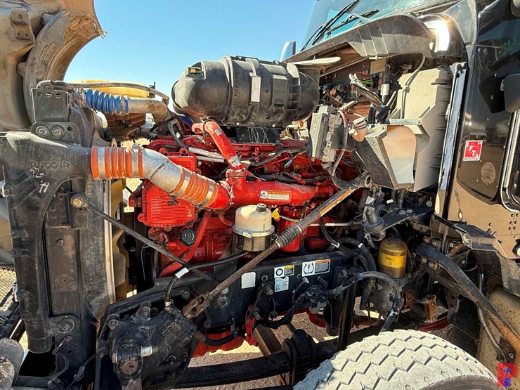 2013-kenworth-t660-image-24