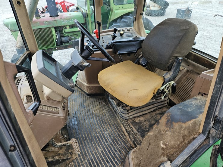1996-john-deere-7400-image-5