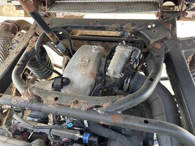 2021-bobcat-uv34-image-28