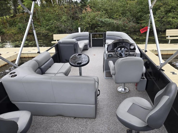 #1225-•-2023-montego-bay-8522-pontoon-boat-image-29