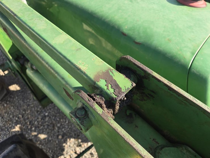 john-deere-2550-image-30