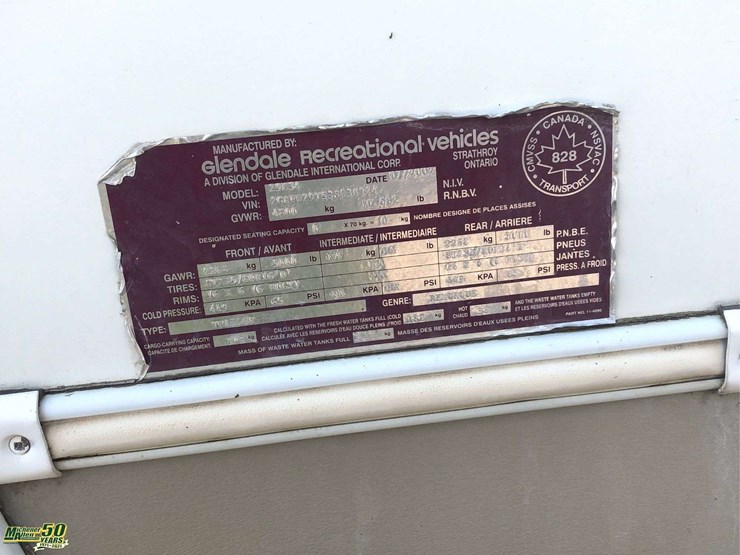 2003-glendale-rv-titanium-29e34-34ft.-t/a-5w-image-3