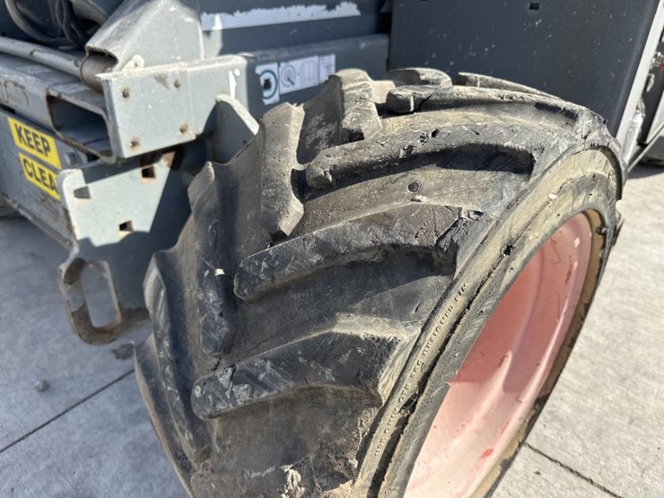 skyjack-sj6832rt-image-25