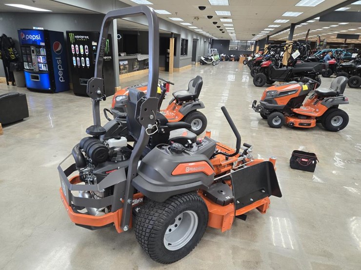 #1785-•-2023-husqvarna-z-560l-zero-turn-lawn-mower-image-5