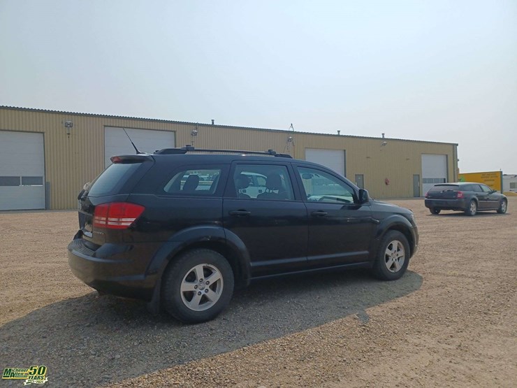 2010-dodge-journey-image-3