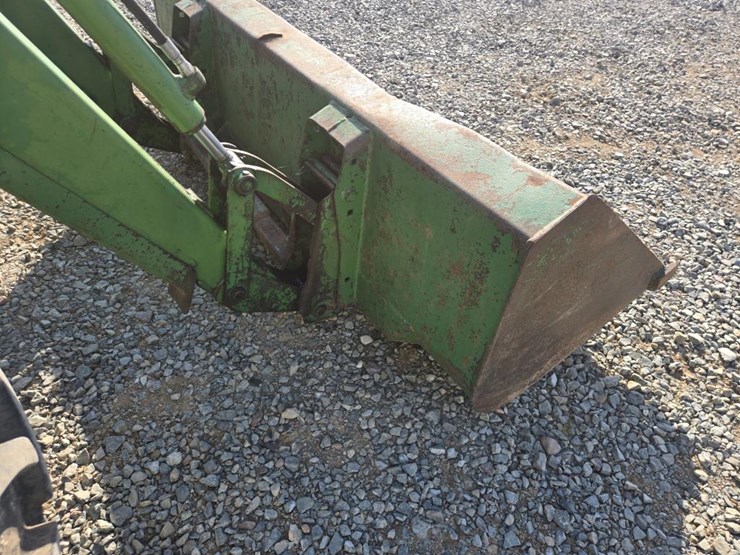 john-deere-2550-image-11