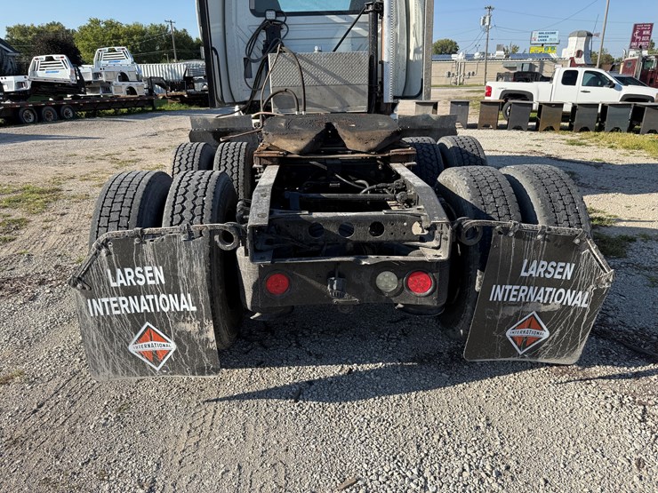 2015-international-prostar-image-62