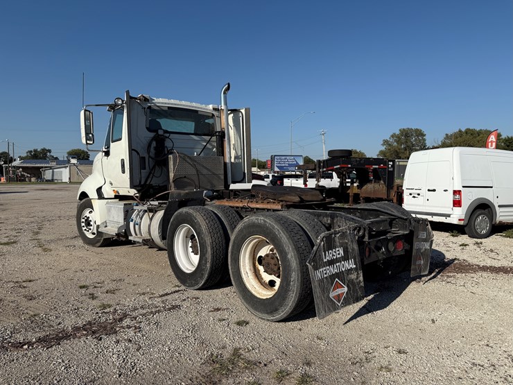 2015-international-prostar-image-60