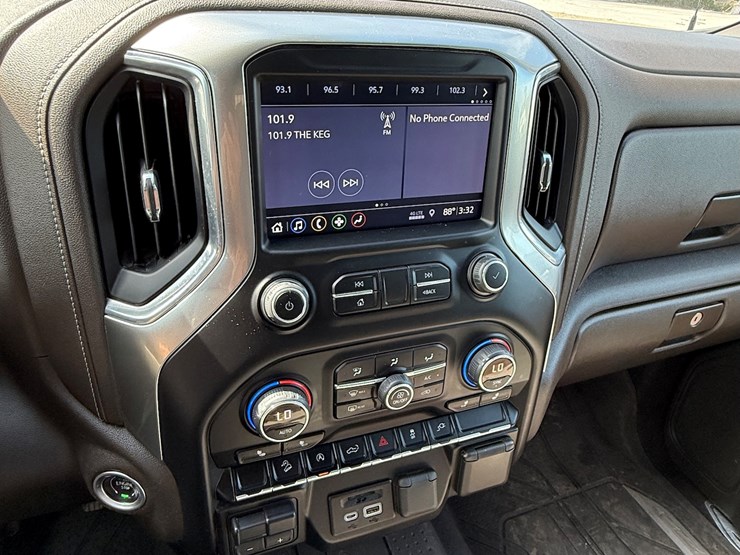 2019-chevrolet-k1500-image-65