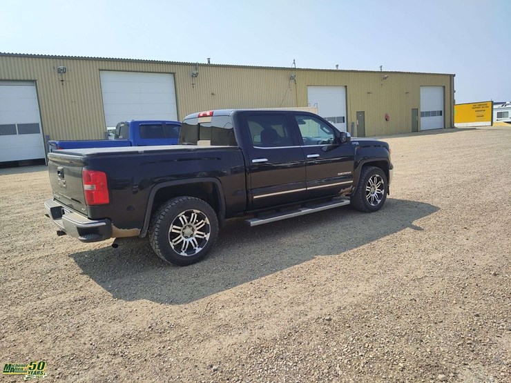 2014-gmc-sierra-1500-image-3