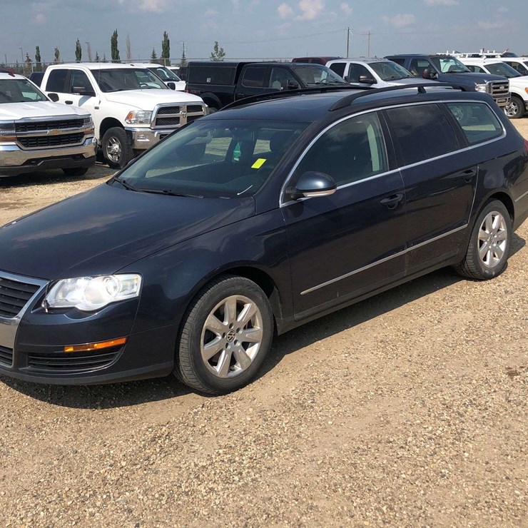 2007 Volkswagen Passat 2.0T 4dr Wagon 6A