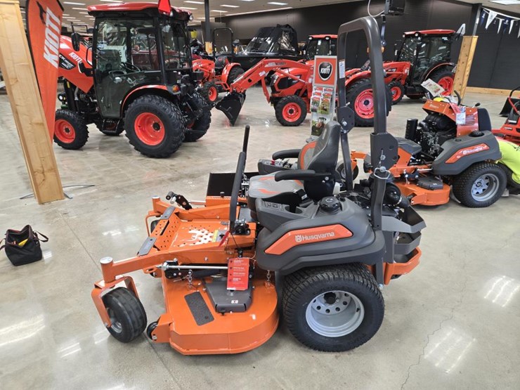 #1785-•-2023-husqvarna-z-560l-zero-turn-lawn-mower-image-2