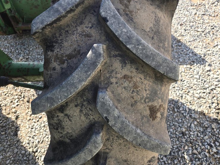 john-deere-2550-image-53