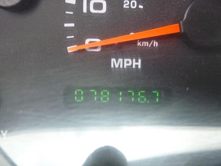 2002-ford-f350-image-23