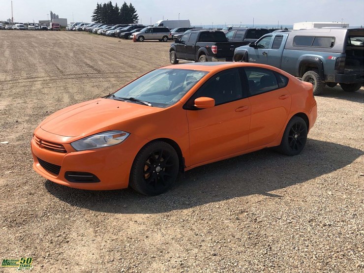 2013-dodge-dart-sxt-4dr-sedan-image-1