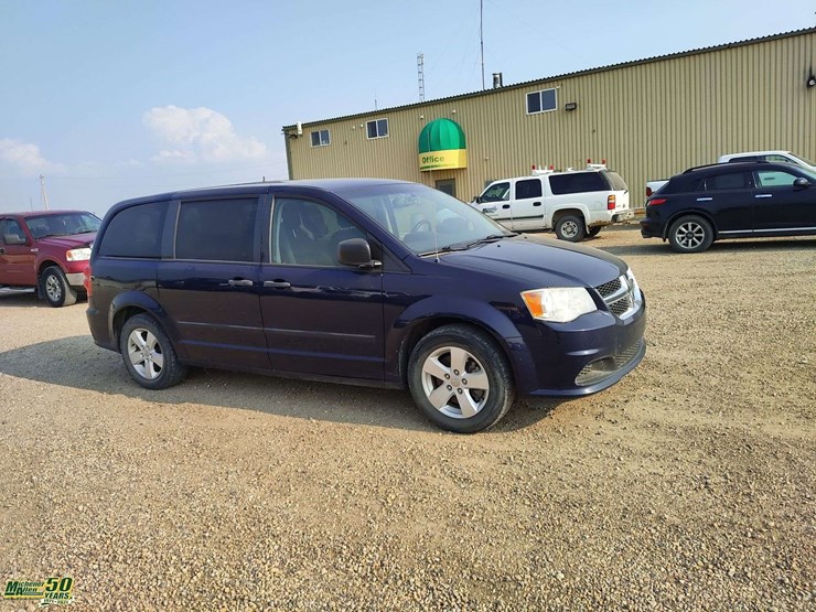 2015-dodge-grand-caravan-se-image-4