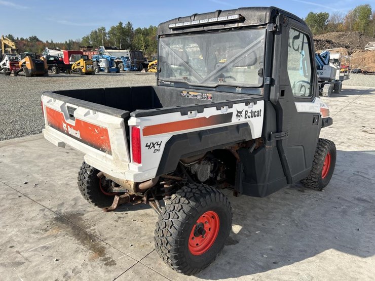 2021-bobcat-uv34-image-5