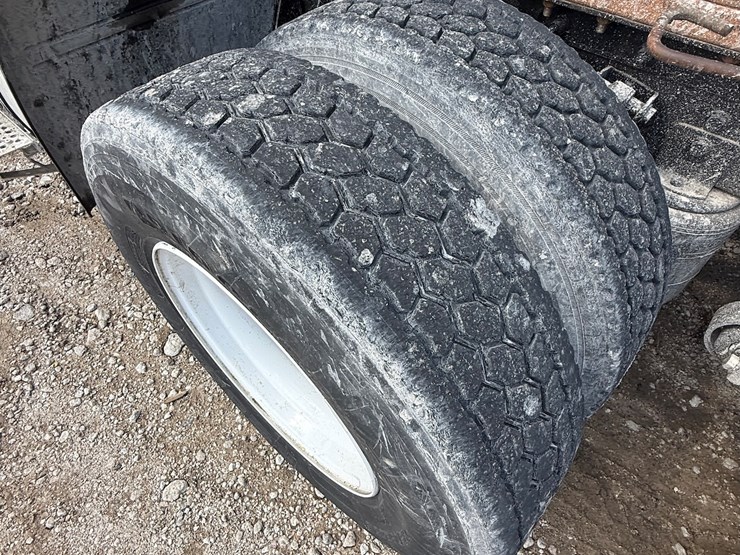 2015-international-prostar-image-9