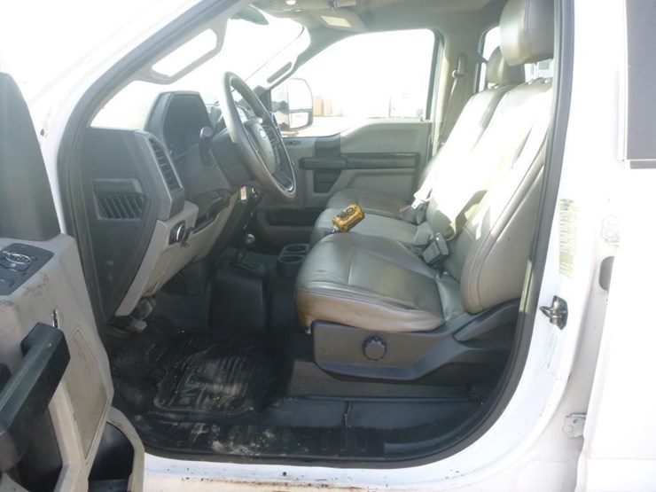 ford-f550-image-13