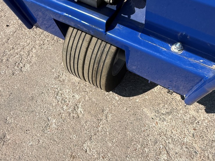 #49-•-2024-bluebird-b530b-commercial-walk-behind-lawn-aerator-image-6