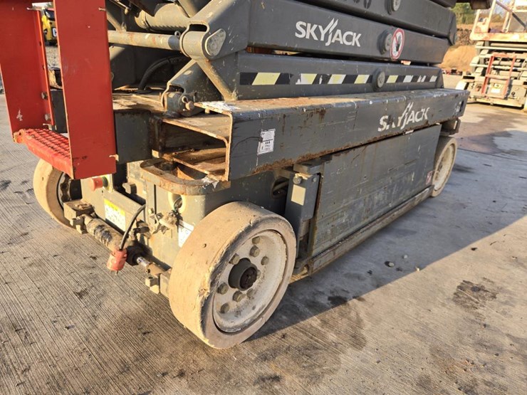 skyjack-sjiii3219-image-11