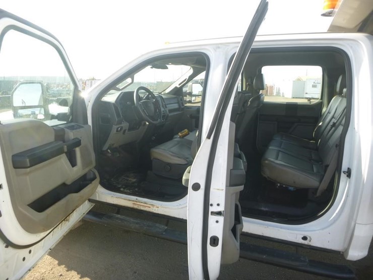 ford-f550-image-11