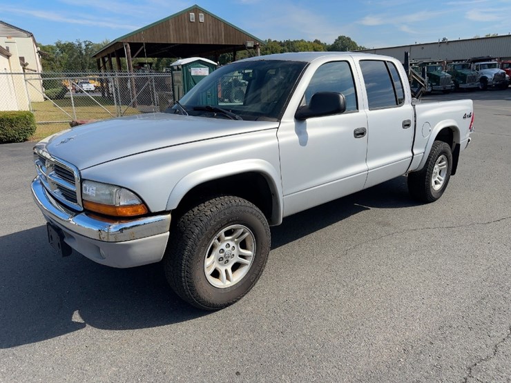 2004-dodge-dakota-slt-image-1