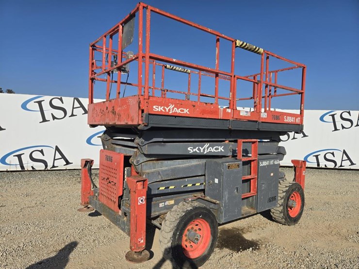2011-skyjack-sj8841rt-image-1