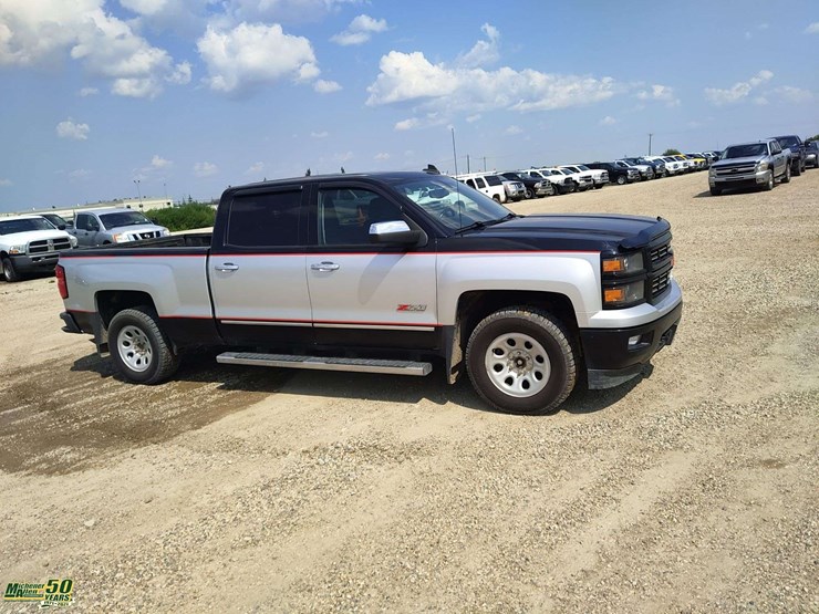 2015-chevrolet-silverado-1500-image-4