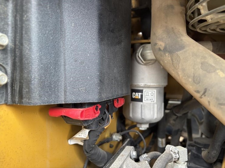 caterpillar-226d-image-43