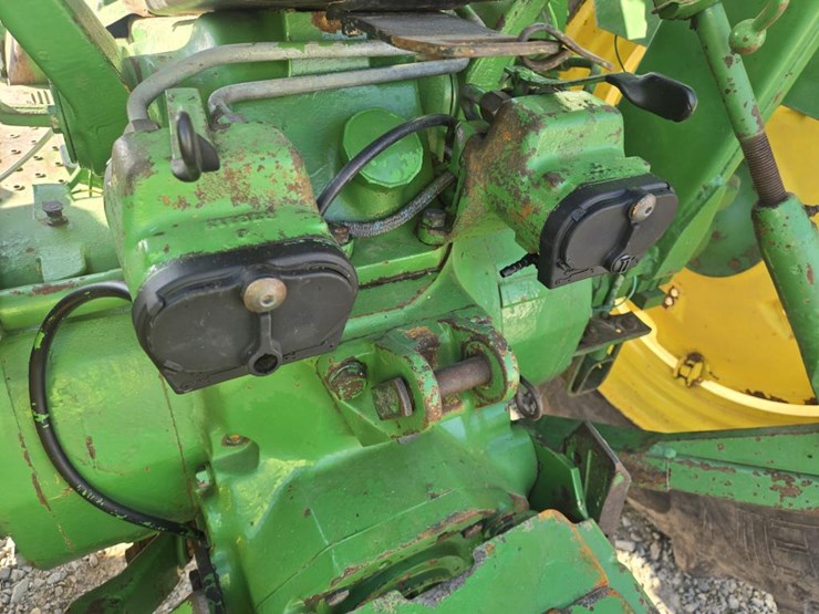 john-deere-2550-image-38