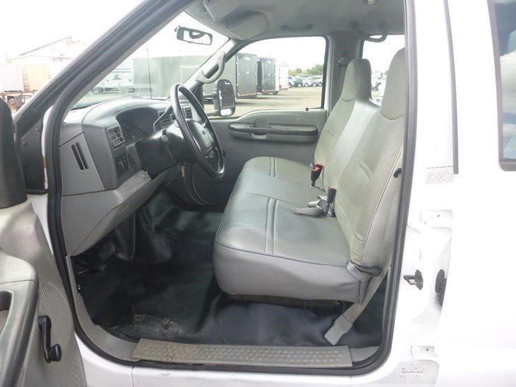 2002-ford-f350-image-14