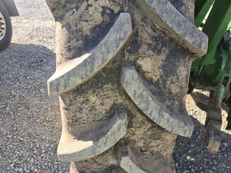 john-deere-2550-image-57