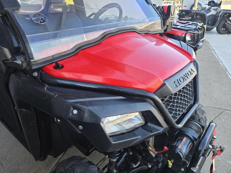 2020-pioneer-4x4-image-10