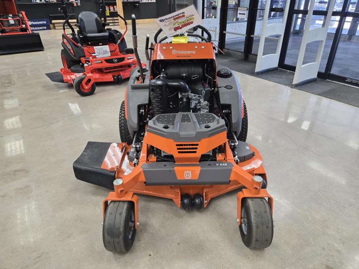#1786-•-2023-husqvarna-v548-stand-up-lawn-mower-image-8