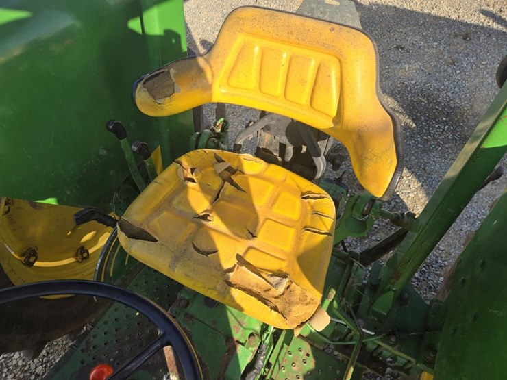 john-deere-2550-image-43