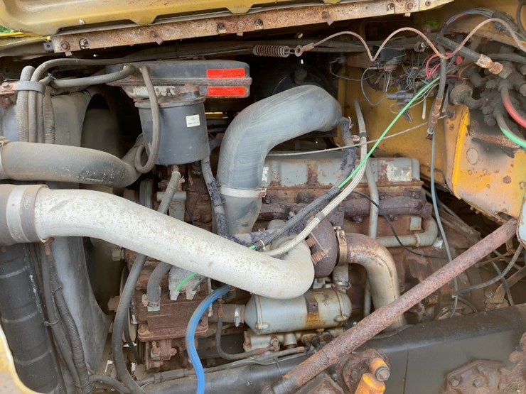 1991-ford-l8000-image-9