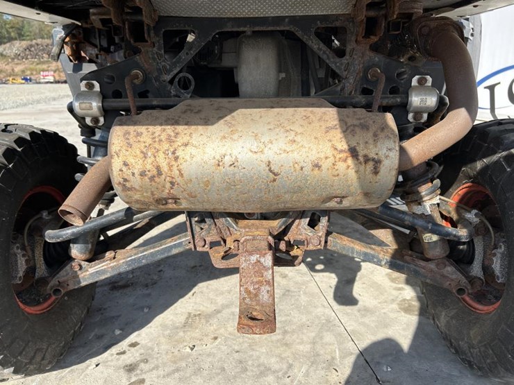2021-bobcat-uv34-image-14