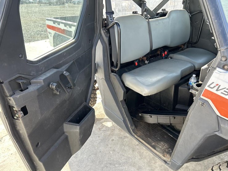 2021-bobcat-uv34-image-32