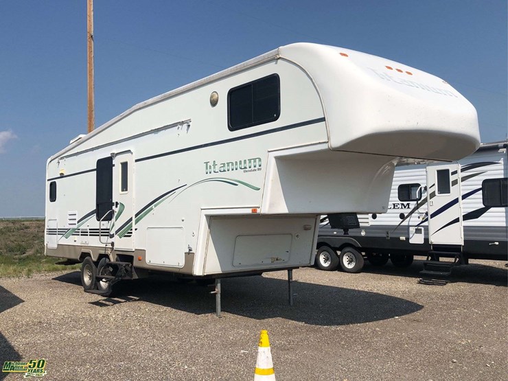 2003-glendale-rv-titanium-29e34-34ft.-t/a-5w-image-1