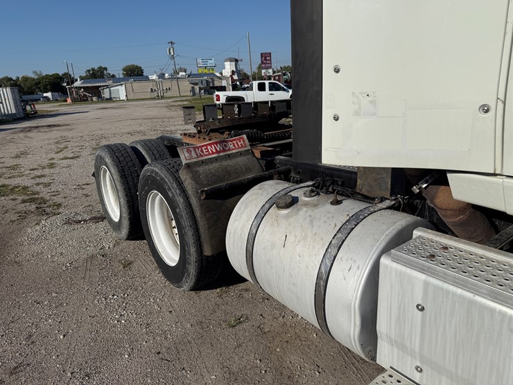 2015-international-prostar-image-40