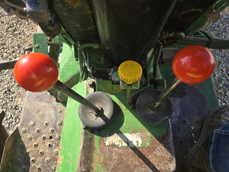 john-deere-2550-image-46