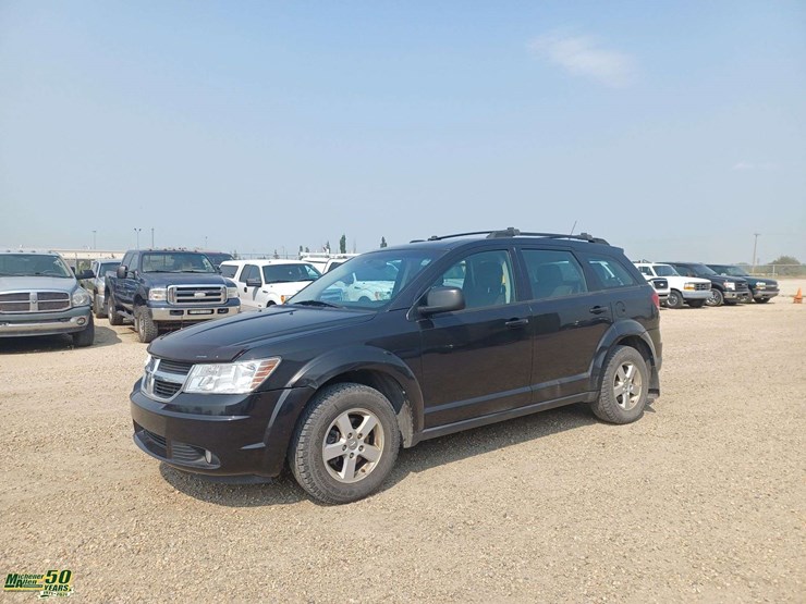 2010-dodge-journey-image-1