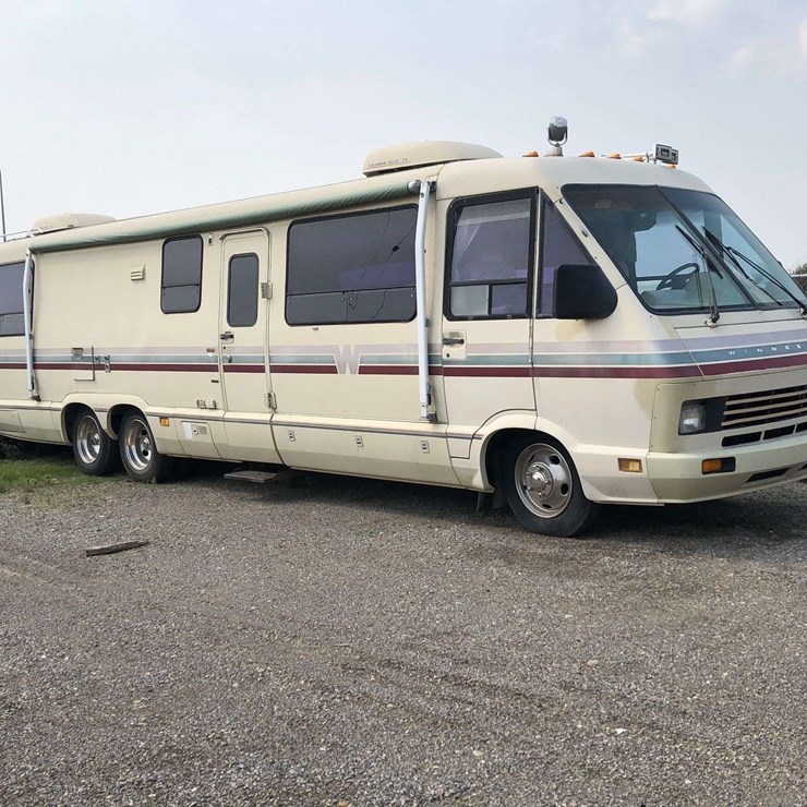 1987 CHEVROLET P30