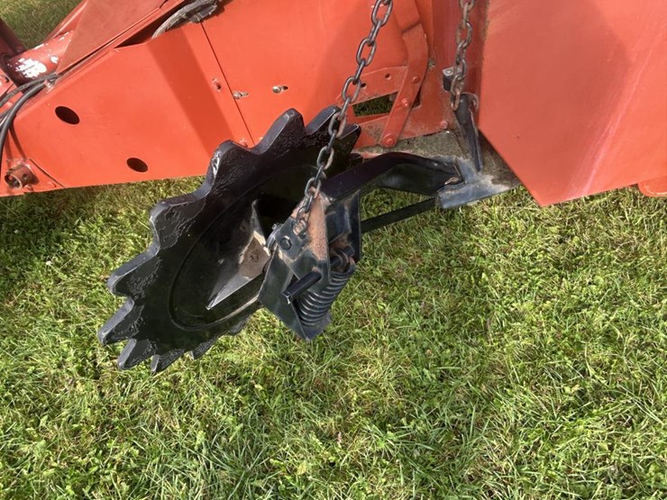 hesston-730-image-14