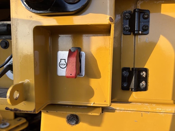 2017-caterpillar-950m-image-33