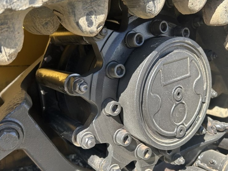caterpillar-247b3-image-67