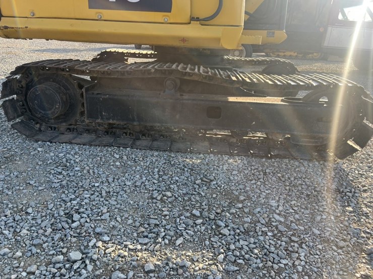 2012-komatsu-pc70-image-50