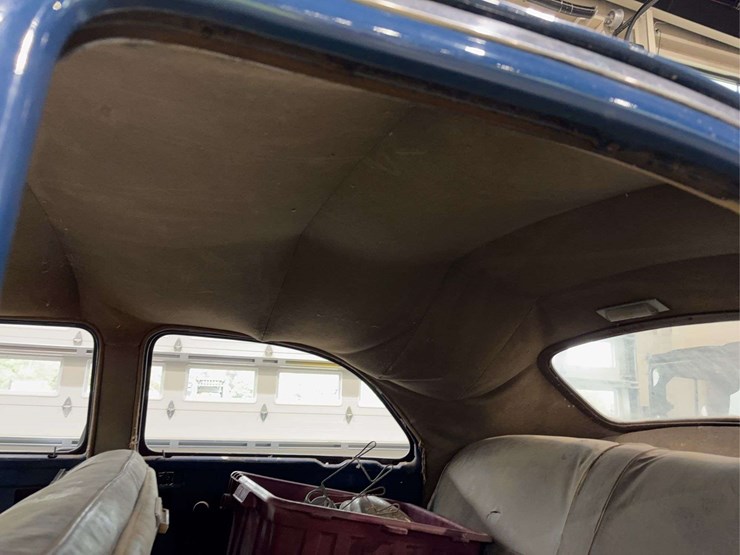 1949-packard-car-image-10